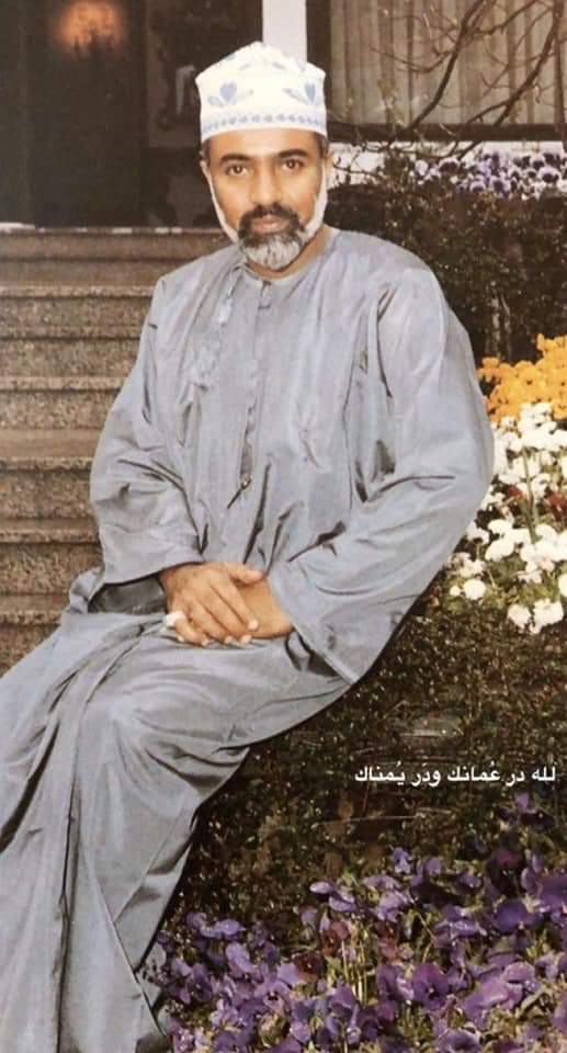 يرنو الشوق للذي نحو الخلود قد استبق..

#قابوس_في_قلوبنا
