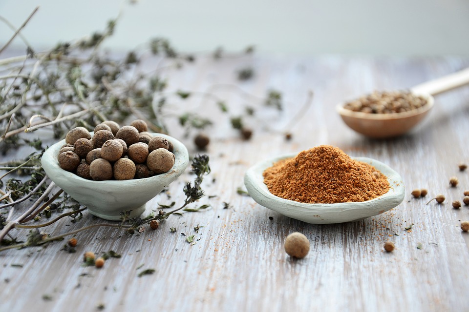 NOiCEsmoothies's tweet photo. Is your fall smoothie lacking a little flavor? You can spice things up to intensify the flavor with cinnamon, nutmeg, or pumpkin spice #FestiveFlavors https://t.co/8pv4TXycFg
