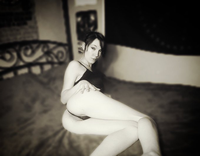 Cum &amp; chat with me 😈 https://t.co/Jfy0l9kfpv  #onlyfansgirl #hottie #boudoir #datass #butt #bootypic<a href="/tag/onlyfansgirl"class="tags">#onlyfansgirl</a><a href="/tag/picoftheday"class="tags"><span>#picoftheday</span></a><a href="/tag/fun"class="tags"><span>#fun</span></a><a href="/tag/sexy"class="tags"><span>#sexy</span></a><a href="/tag/hot"class="tags"><span>#hot</span></a><a href="/tag/hottie"class="tags"><span>#hottie</span></a><a href="/tag/butt"class="tags"><span>#butt</span></a><a href="/tag/porn"class="tags"><span>#porn</span></a>