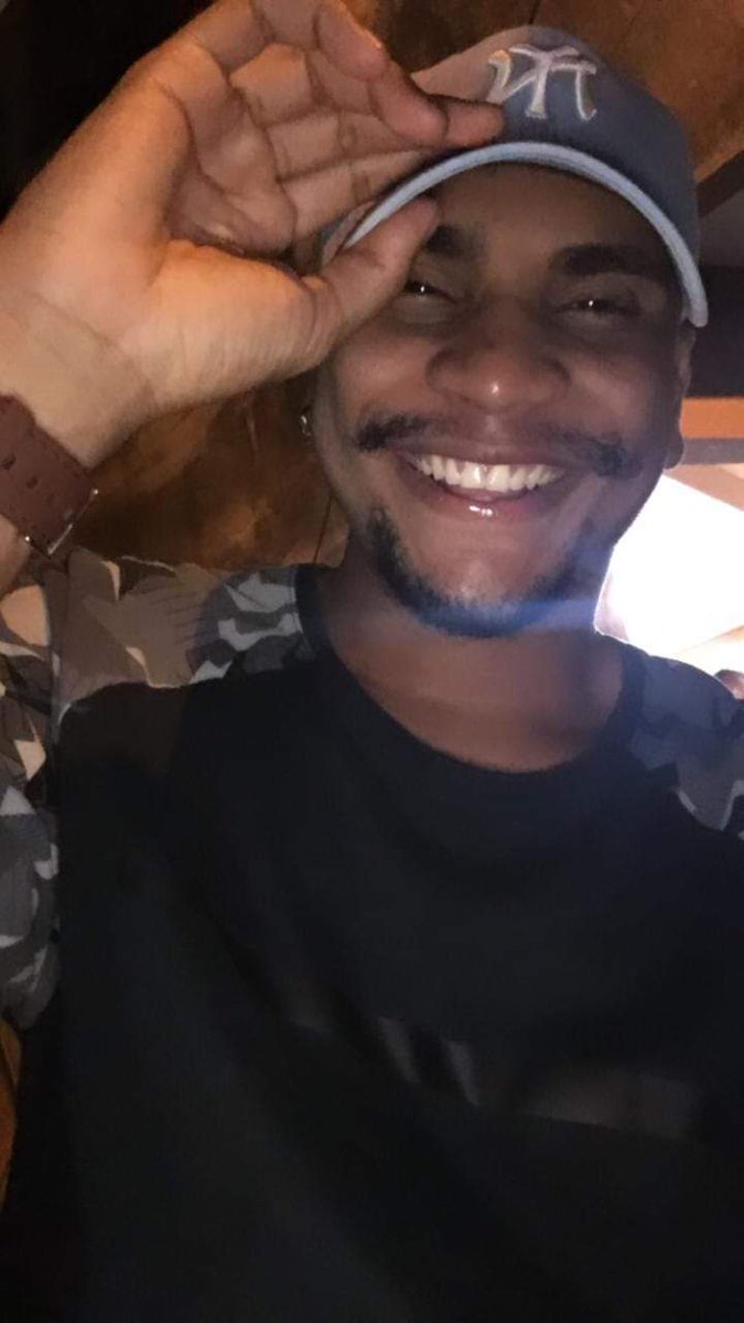 Allinethebest's tweet photo. Feliz Aniversário meu filho do coração 🥰
Como descrever com palavras todo o amor que sinto por VOCÊ ? Tão ligado como se fosse um filho, que Deus te abençoe infinitamente, que você conquiste tudo o que você almeja porque você merece.

Parabéns, meu amor a Tia te ama muito 💙🥳🥳 https://t.co/RE9fx8uGwv