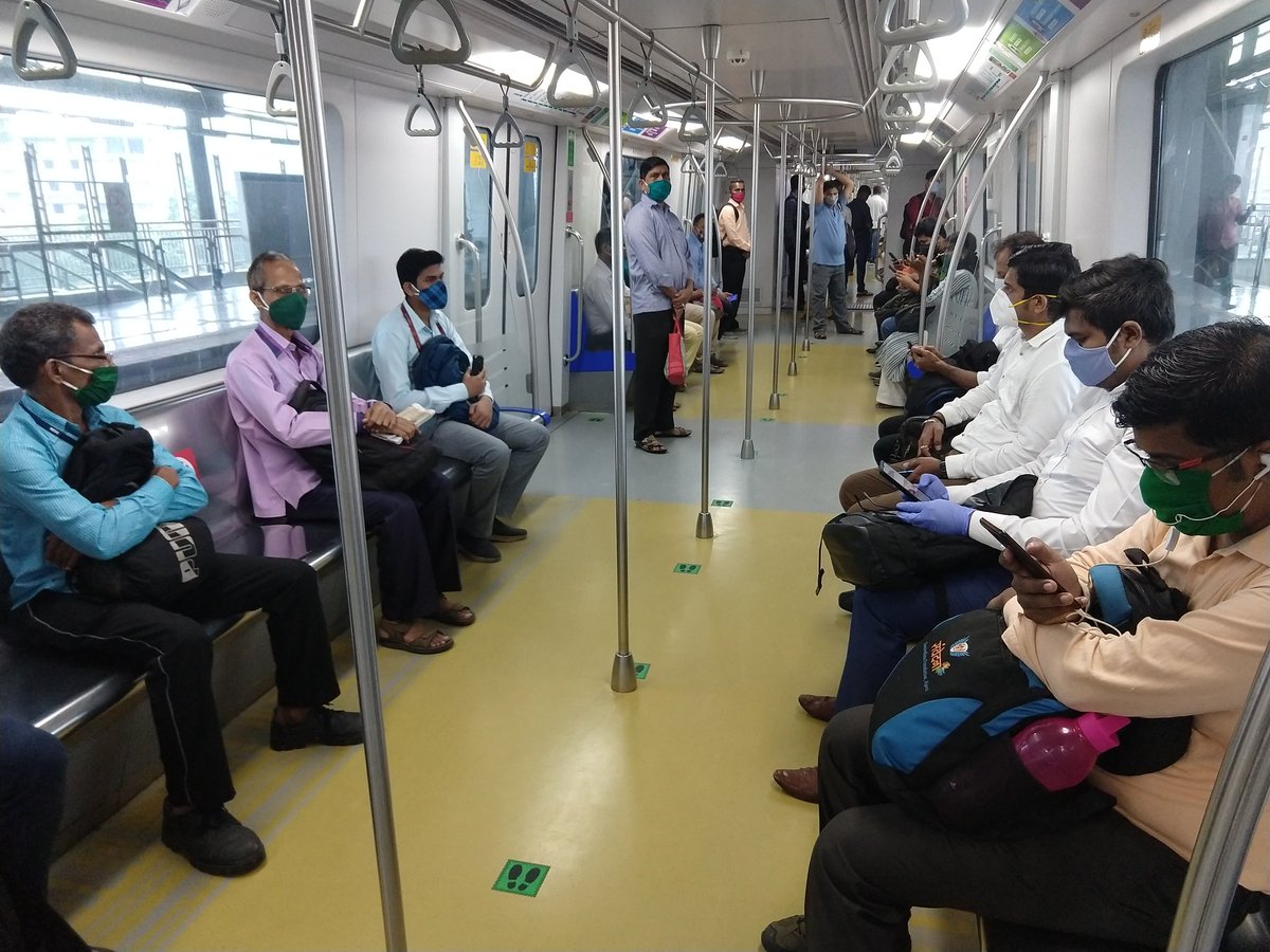MumbaiMetro01's tweet photo. We are so delighted to have you back Metrokars. Here are few pictures of commuters who took their favourite Metro ride after 200+ days of break. Please share your 1st metro ride story with us @MumMetro. https://t.co/H7AfjPfoXb
