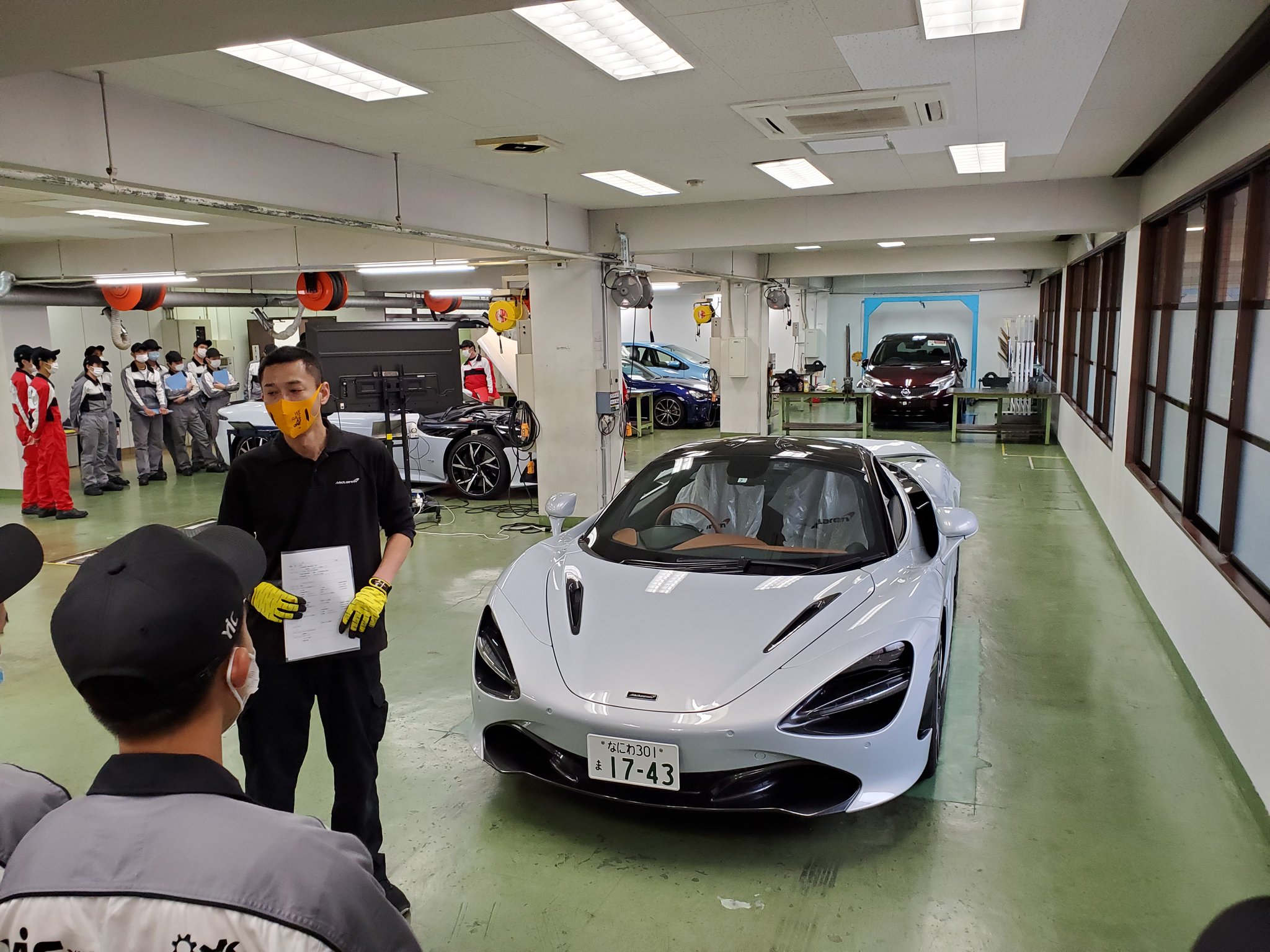 تويتر 専 Yic京都工科自動車大学校 على تويتر 一級自動車整備科と自動車整備科の１年生 国際自動車整備科は 午後からは八 光自動車工業株式会社様による講習を受講しています マクラーレン アストンマーティンをお持ちいただきました Yic Yic京都 自動車