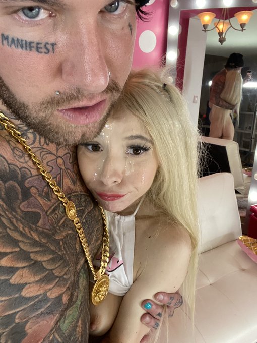 I have a lot of incredible content being posted this week 😈  I hope you're subscribed so you don't miss