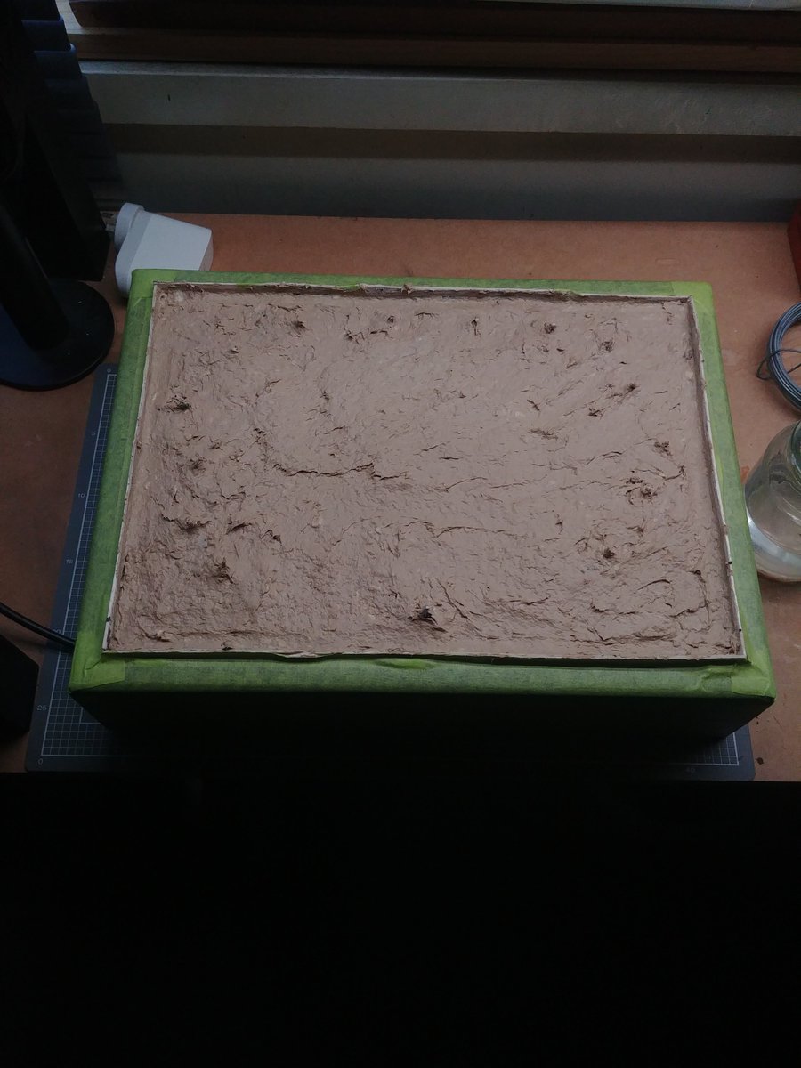 Rebs_Dioramas's tweet photo. Base for the Halloween diorama started, it looks like a giant cake.
Not sure if I'll get this done in time for the 31st. https://t.co/2OdDIyM0Uc
