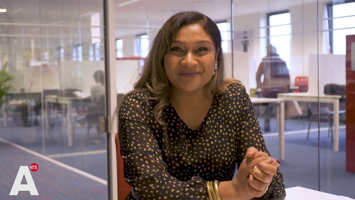 Omarmprijs 2020: Moenira stoomt kinderen in Zuidoost klaar voor hun droombaan

at5.nl/artikelen/2050…