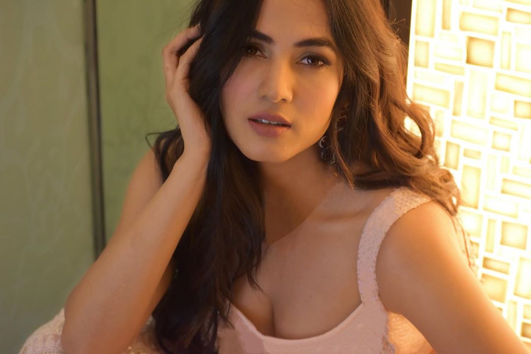 EkqyM2tUUAElaGw?format=jpg&name=medium