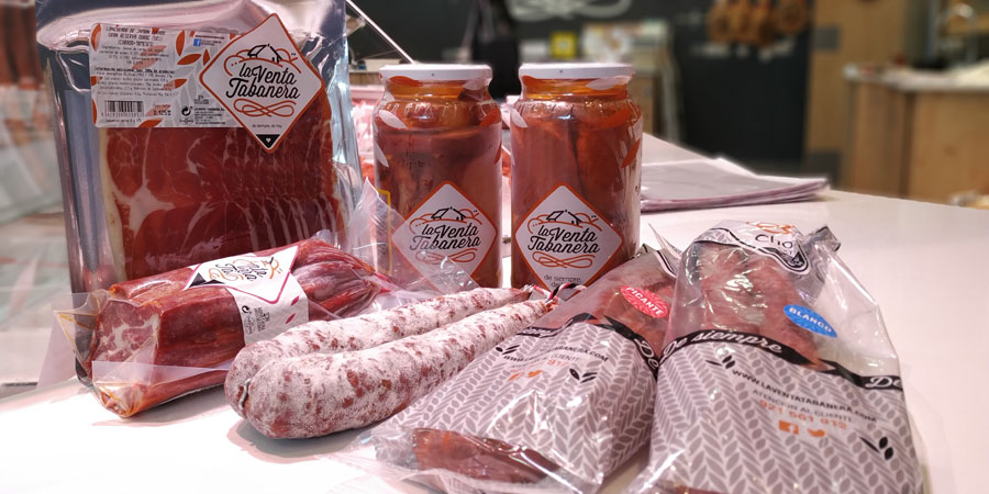 Gana un lote de productos de <a href="/laventatabanera/">La Venta Tabanera</a>. Envíanos tu receta de carrilleras de cerdo a info@mrcampogrande.com antes del 27 de octubre.
Anunciaremos el ganador en <a href="/ValladolidSER/">Radio Valladolid</a>, el 28 de octubre sobre las 13:15 h, en el programa.