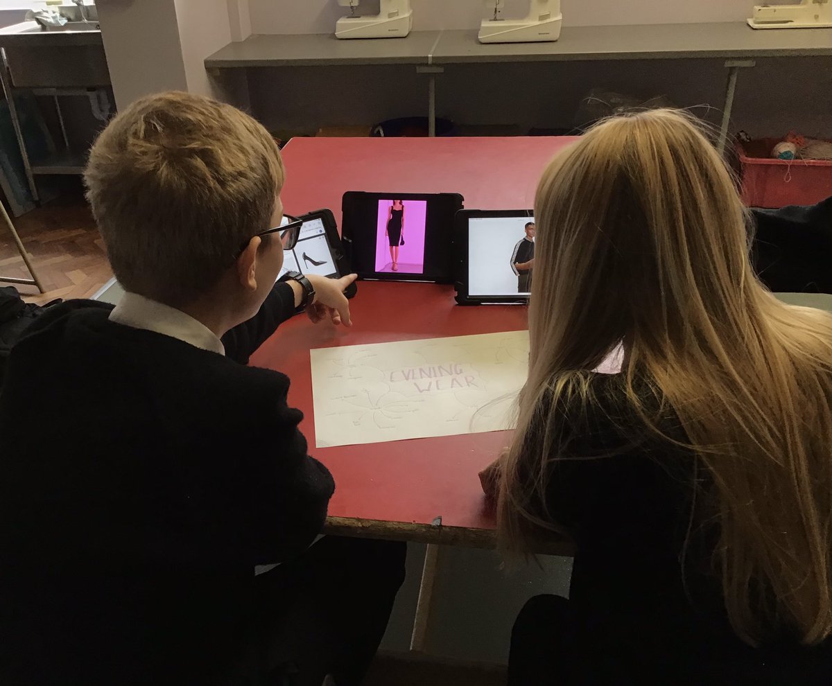 Honywood_Tech's tweet photo. C9 Fashion Edit! 
All working hard researching the fashion shows and creating their own capsule collections.
#fashion #design https://t.co/KyFVlRI6cx
