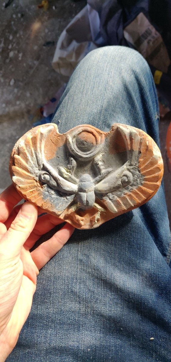 PaperRelics's tweet photo. Cleaning up my #HandmadeInUK paper scarab cast. I'm hoping to make this a big chonky necklace, but we shall see! https://t.co/c75wrV6ykf