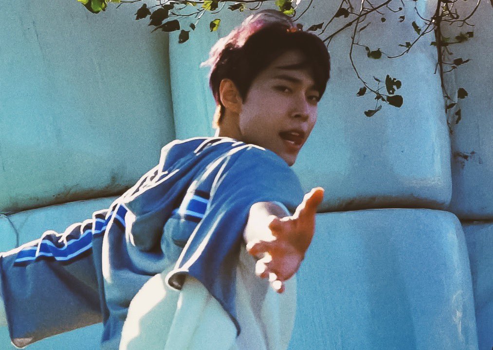 A thread of  #Doyoung    #도영   in  #FromHome music video