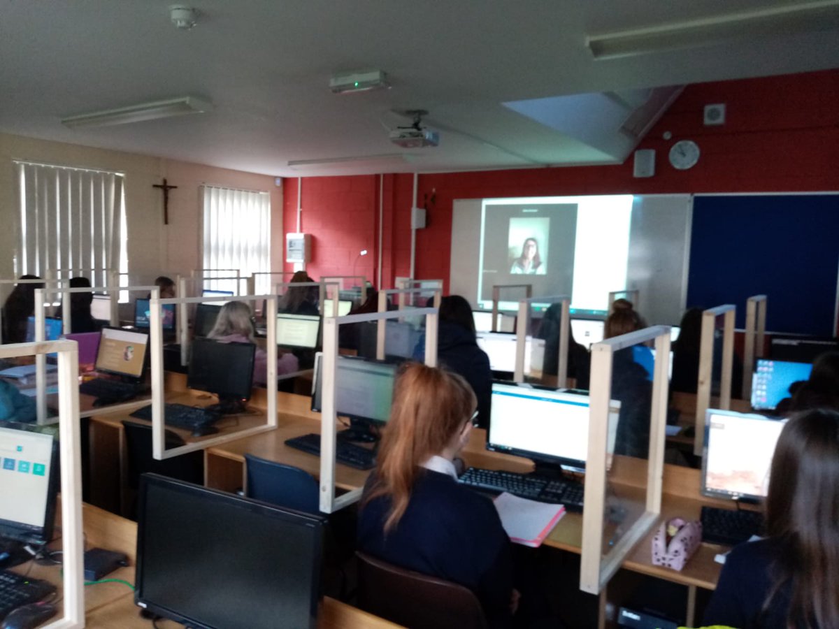 PresSecTralee's tweet photo. Our 6th year LCVP students had their first virtual class visit last Friday with Mary O'Donnell, Business Woman and Renowned Beauty Expert. We enjoyed her enthusiasm and her ability to meet the challenges of business with a sense of commitment and opportunity! @maryodonnellBC https://t.co/udBUxRB3j1