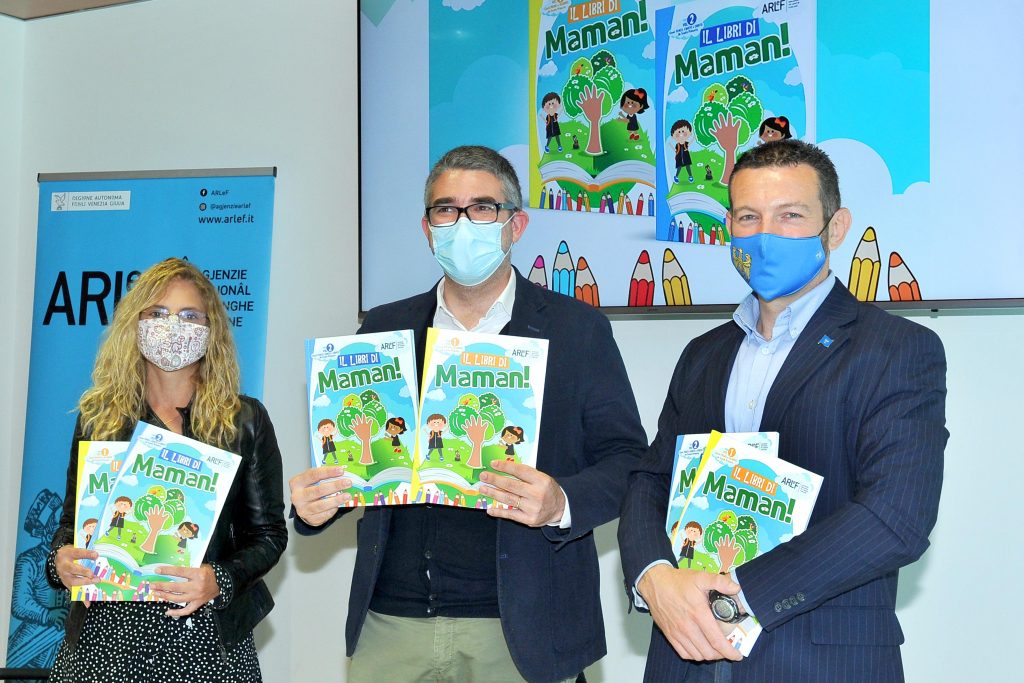Agjenzie_Arlef's tweet photo. "Il Libri di Maman!” un gnûf prodot ludic #didatic in lenghe furlane realizât de ARLeF. Dât fûr in 20.000 copiis ai arlêfs di 180 #scuelis primariis dal #Friûl, in colaborazion cul Ufici Scolastic Regjonâl. https://t.co/nAc01ZQrRq
