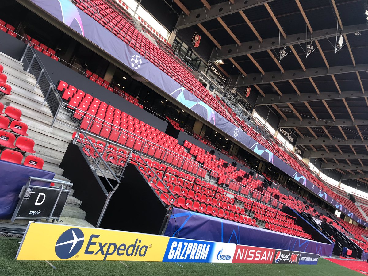 bidrac15's tweet photo. Rennes, 19 octobre 2020 : le Roazhon Park en habillage Ligue des champions. https://t.co/usg8R6glEY