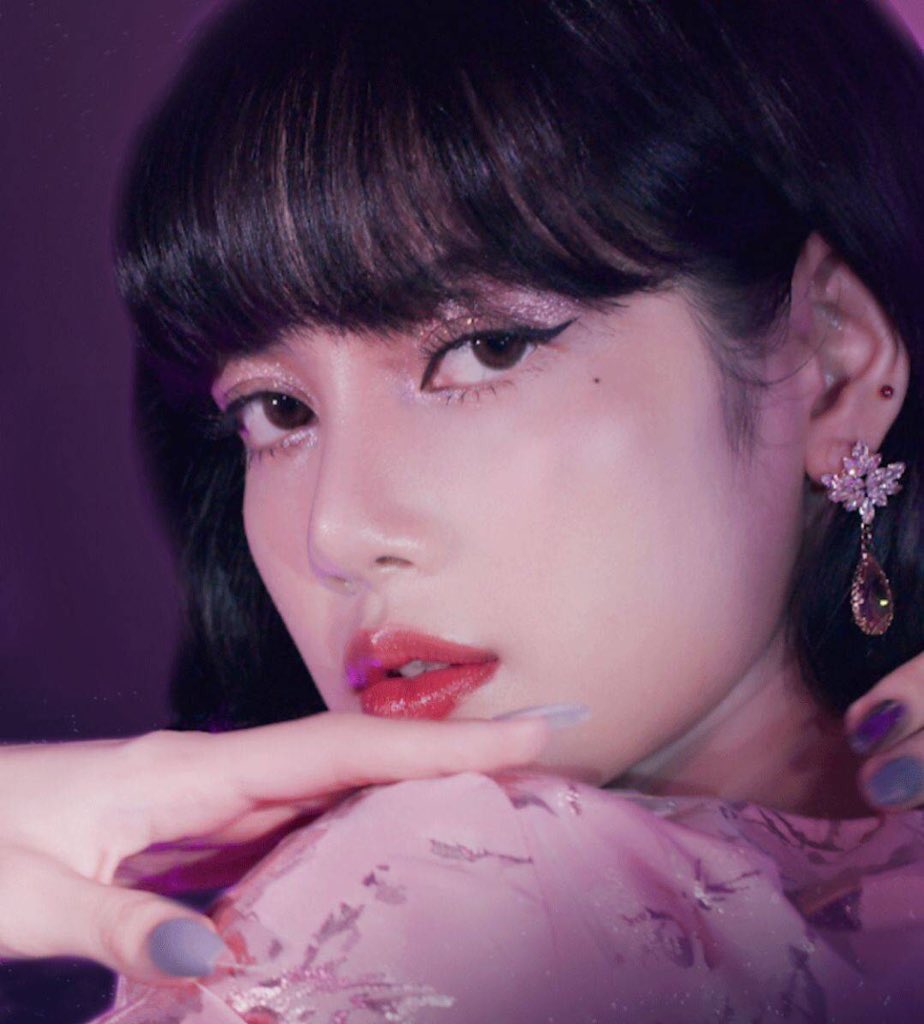 lsfolder's tweet photo. global it girl 

#MACLOVESLISA 
#MACGlobalAmbassadorLISA https://t.co/8lOBDZEJBs
