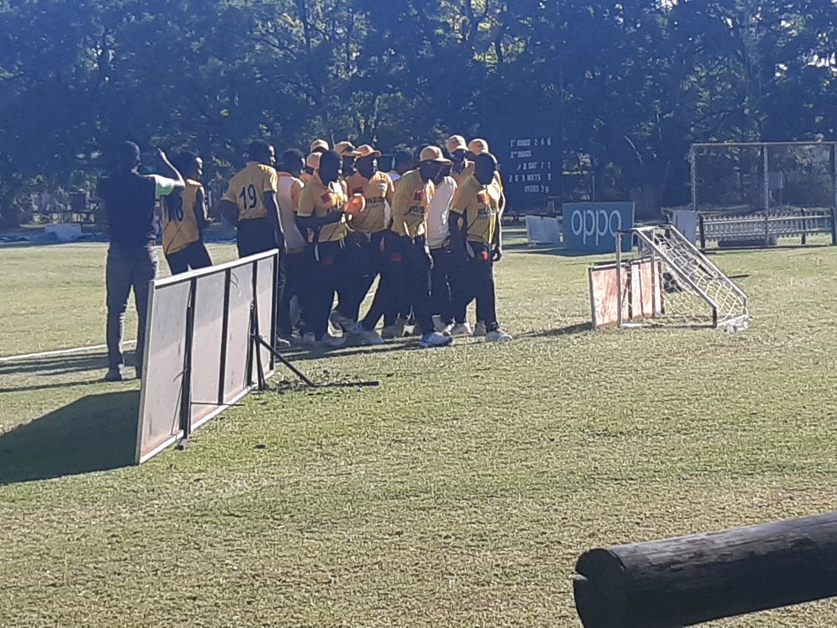 rainbowcczw's tweet photo. Back on track!...Clive Imbayago top scored with 85 not out and was awarded man of the match, @briandzingison Mudzinganyama 64, @vicky.kendra.jojo Nyauchi 55, as Rainbow set 246/7 in 45 overs to beat Queens sports club by 37 runs who were 209 all out. #rainbowcczw https://t.co/Wwwp0UbXaD