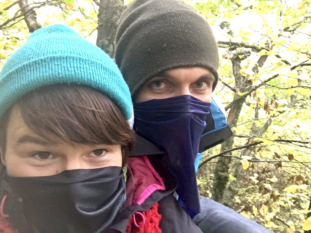 Montagmorgen und es geht weiter im Kampf Wald vs. Autobahn.

Team Blau kommt gerade im Herrenwald an, Team Klimaschutz sitzt schon auf den Bäumen ✌️

Ehe ihr hier den Wald zerstört, müsst ihr erst an uns vorbei! #Herribleibt #Dannibleibt