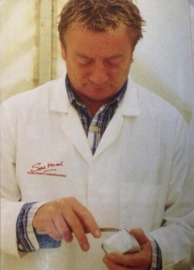 SeanWilsonChef's tweet image. Morning Cheesemeisters..
We have to ask ourselves that IF we love cheese- do we support our local cheese making economy? 
Where each curd carries the air, grass, and minerals of the local area. Spending money locally is both needed and wholesome..🙏🏼