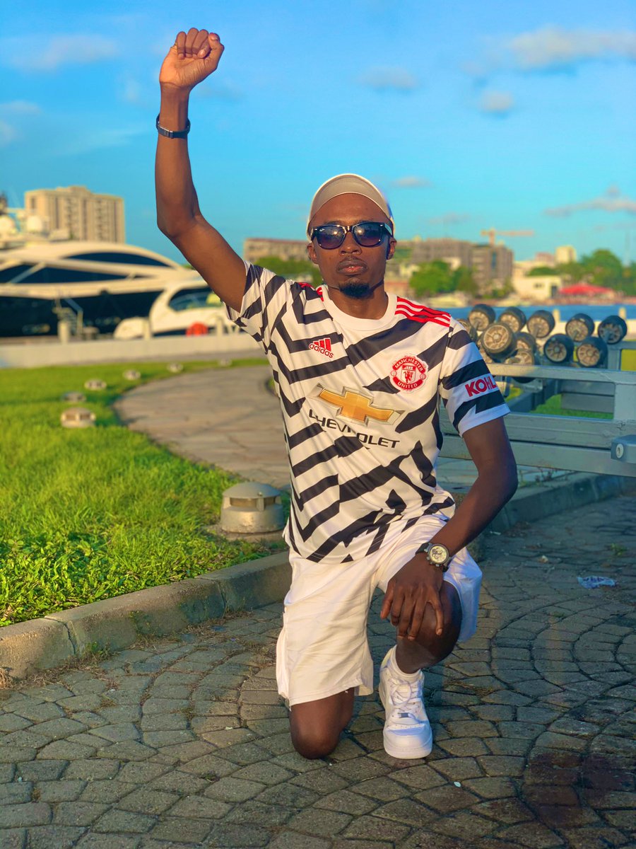 Guys, If You Need Data Now, Oya Retweet! 
#EndSars   #EndPoliceBrutalityinNigera ✊🏾🇳🇬 #SideWithNigeria #sorosoke247 #EndBadGoveranceInNigeria