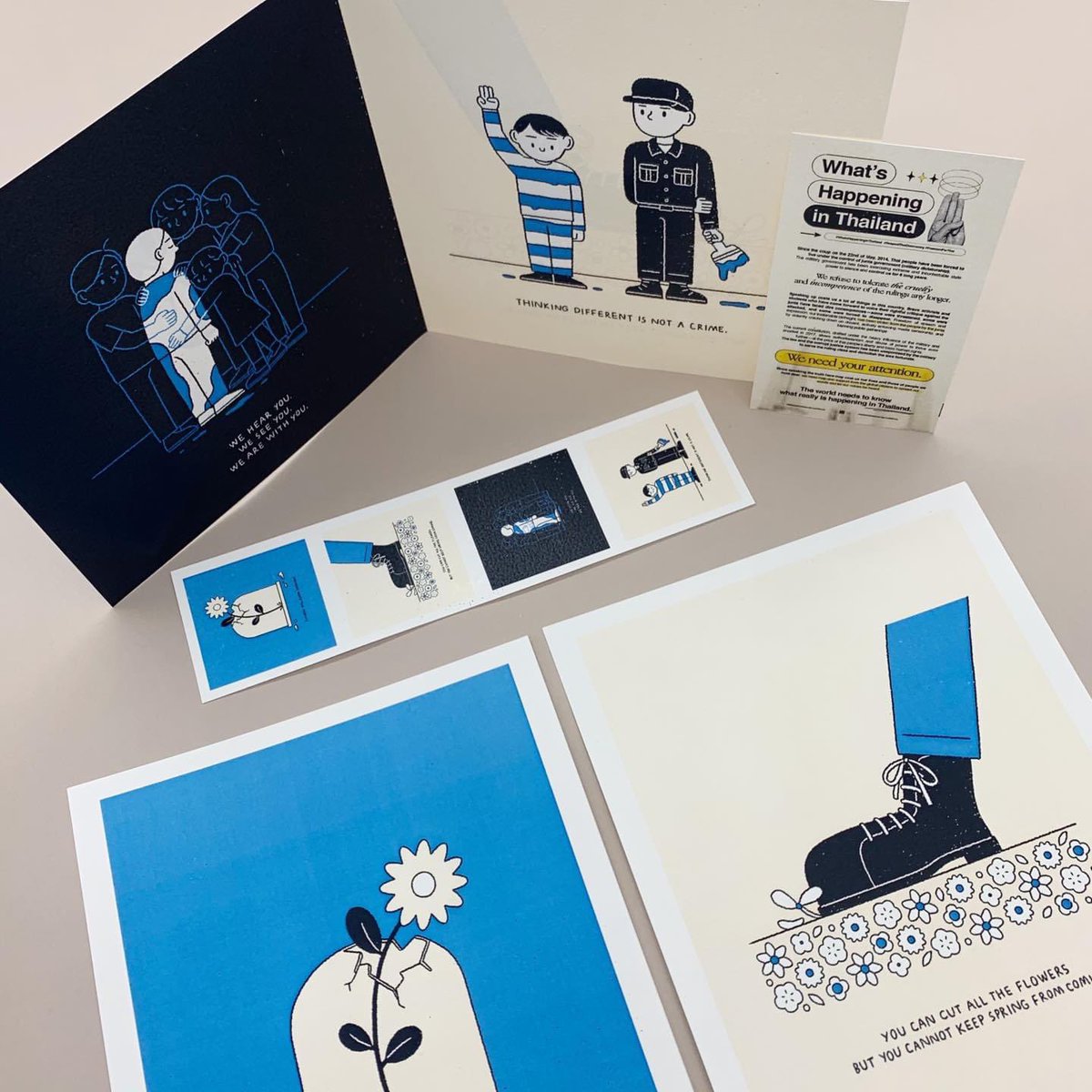 เป็นโปรเจ็กที่น่ารักมาก 〽️

'What is happening in Thailand Illustration Zine Project.' ♡̴ 

spacebar zine เค้าทำzineร่วมกับนักวาดไทยรายได้หลังหักค่าใช้จ่ายมอบให้ TLHR เพื่อช่วยเหลือผู้ถูกจับกุมหรือควบคุมตัว อันเนื่องจากการใช้เสรีภาพในการแสดงออก/แสดงความคิดเห็นทางการเมือง