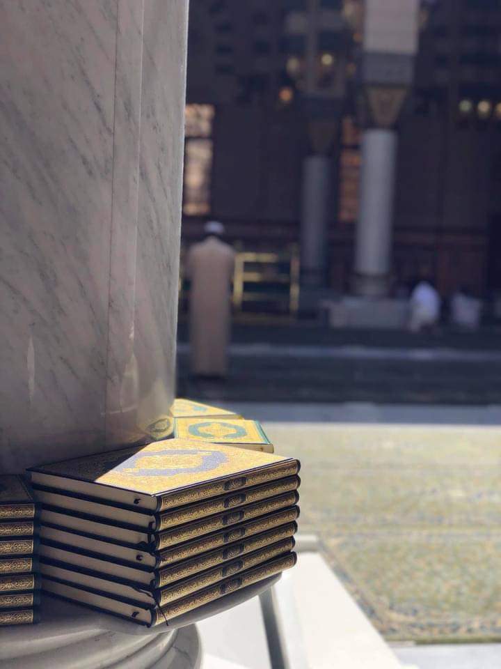 TOKCityOfLights's tweet photo. Alhamdulillah the Qur’an returned to the pillars racks of Masjid Al Nabawi after being removed for 7 months due to covid-19.

#Quran #COVID19 https://t.co/e3NTd8i5R6
