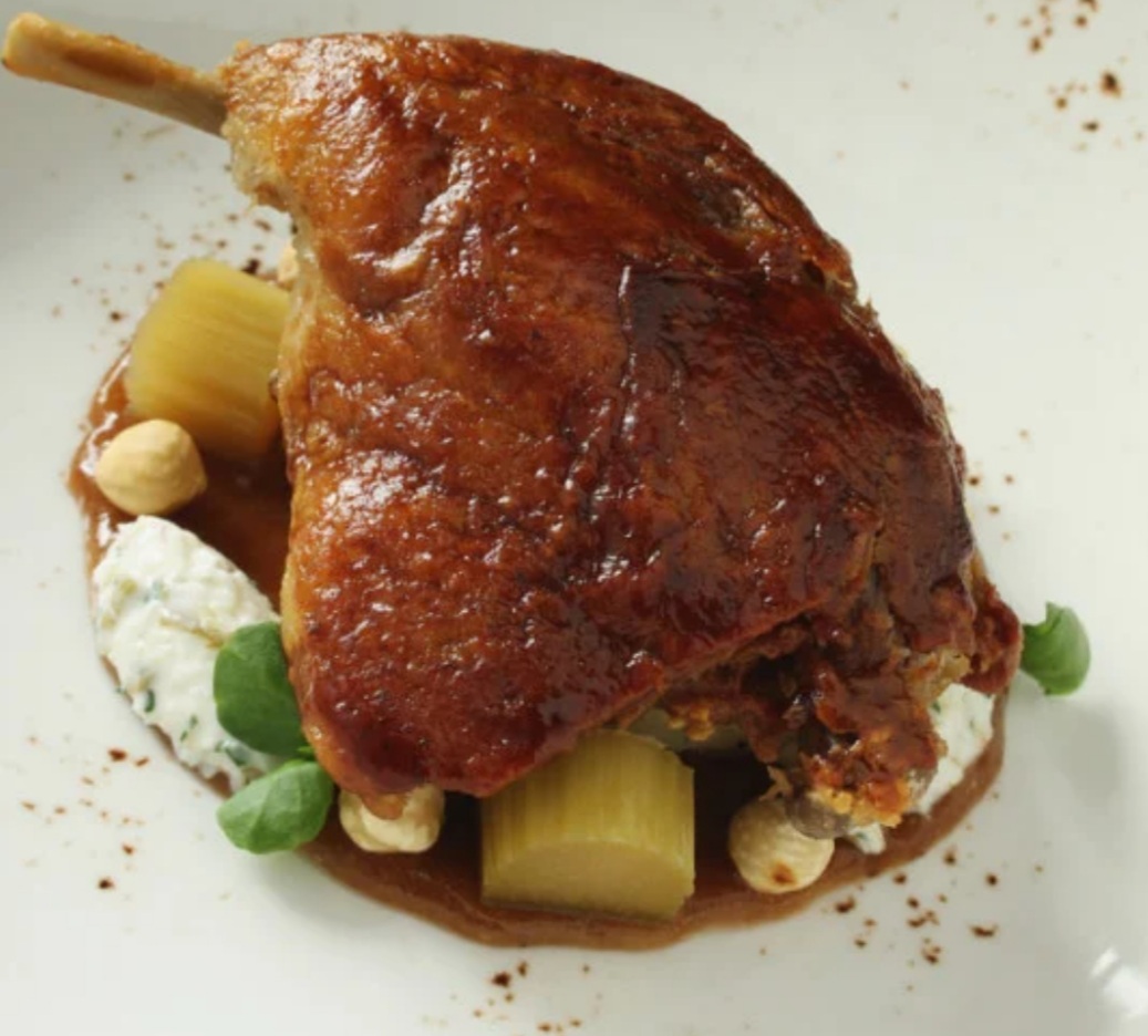 hostellerie11's tweet photo. Venez découvrir le Menu du Moment pour cette semaine #43 concocté par le Chef de l'Hostellerie des #Corbieres @hostellerie11  #Lagrasse  #restaurant #automne @amarserou https://t.co/t6UkYFiNuQ
