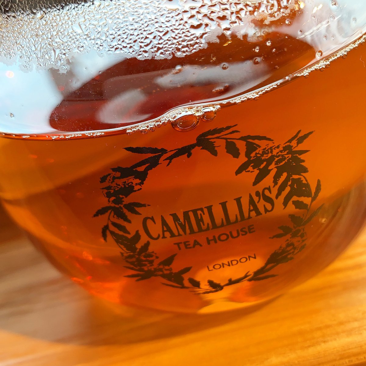 Angela222S's tweet photo. いやとにかく、CAMELLIA'S
TEA HOUSE LONDONの
紅茶を飲めたことが幸せ💕
美味しかった〜♪
ワッフルはね、甘い。
生地は、ふわっもちっぽそっ。
これ、もっとカリっとして
甘くない方が良いよね。
TDLのワッフルを想像して
食べると、アレ?って思う。
#STANDARDCAFE https://t.co/mX7JB9urls