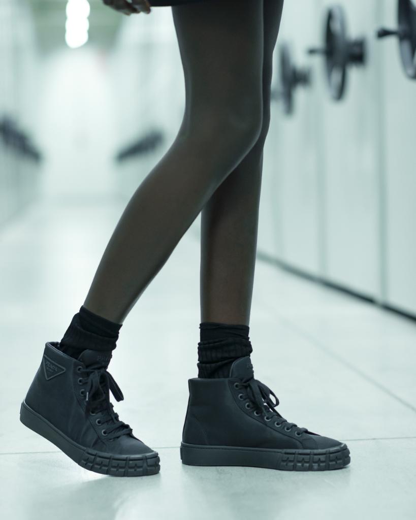 Prada's tweet image. Every #Prada gabardine item is now a #PradaReNylon item, made with a type of recycled nylon yarn.
New ready-to-wear and accessories previewed at @Selfridges are part of the store’s #ProjectEarth initiative. 
tinyurl.com/yy9tqcj8