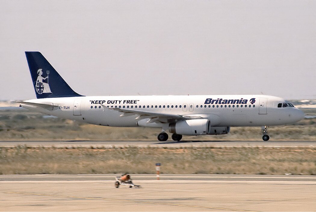 JetBackInTime's tweet photo. Despite being a loyal Boeing customer since 1968, Britannia looked at adding the A320 family to its fleet &amp; in 1998 “damp leased” 3 TransAer A320s, using them on routes unable to sustain the 757/767. But the carrier decided to stick with Boeing and placed an order for 5 737-800s. https://t.co/SxfawPO4PC