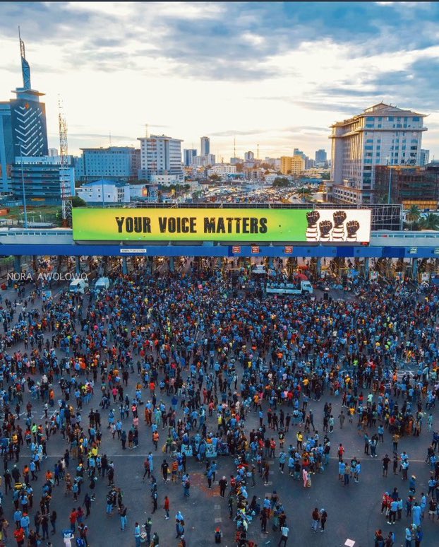 Tegadeyforyou's tweet image. Airtel low-key Supporting the Movement 😏✊🏿, Thanks Guys. Now, Don't say you don't Have Data, SORO SOKE!!! 

Keep pushing, Keep Tweeting. ✊🏿 🇳🇬
#EndSARS #EndBadGoveranceInNigeria