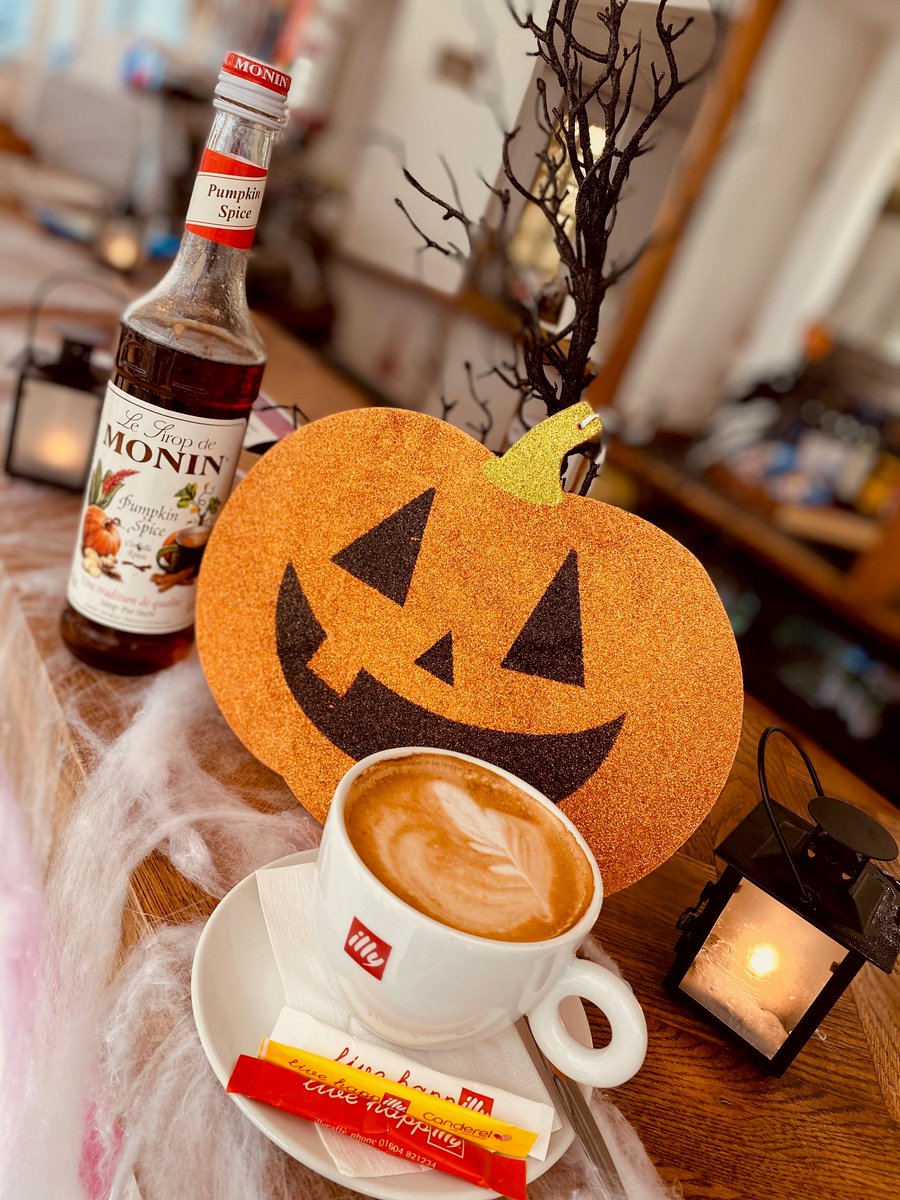 Pendulum Hotel tweet media