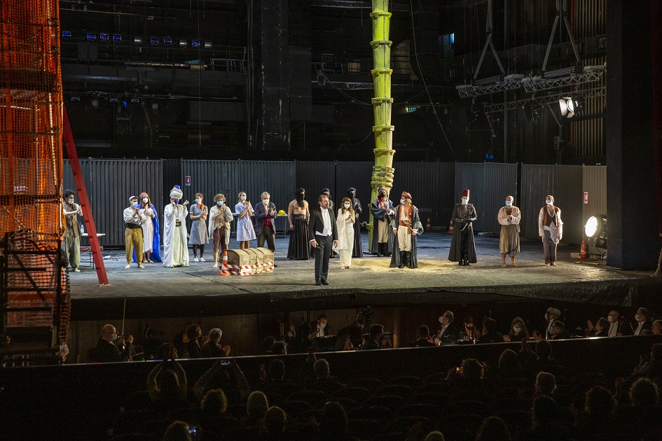 OperaRoma's tweet photo. Buona la prima!
#Zaide di Mozart con la direzione del maestro #DanieleGatti e la regia di #GrahamVick rimane in scena fino al 27 ottobre.
Biglietti: https://t.co/F6X0ntbqqh
#operaroma #TORzaide #romarama
Ph. Yasuko Kageyama / TOR https://t.co/vMR4jVT7gx
