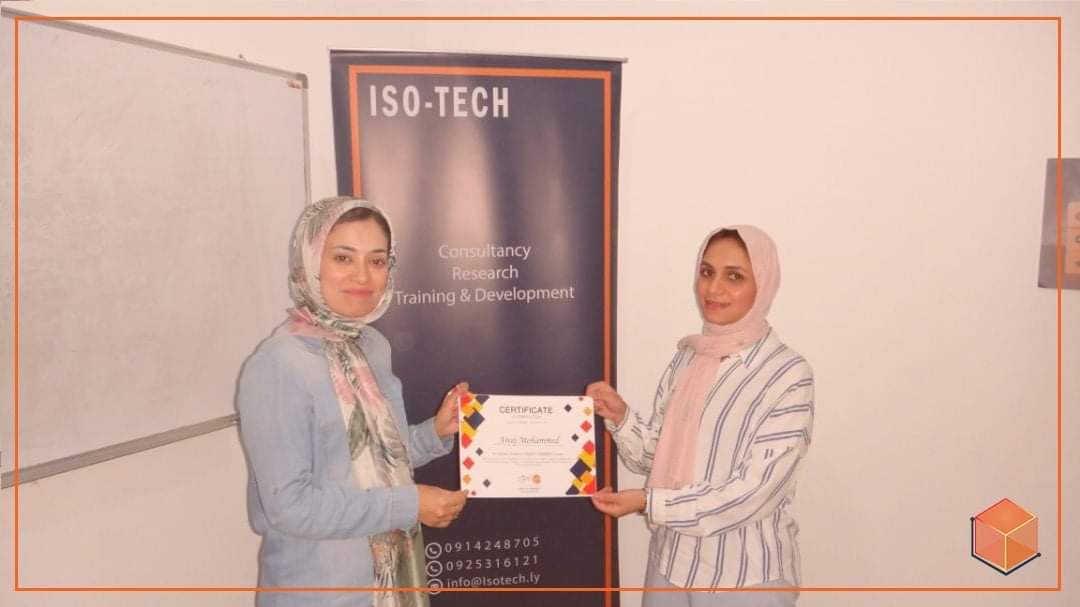 IsotechC's tweet photo. دورة اعداد باحث ميداني
قامت #ISOtech للاستشارات والأبحاث والتخطيط والتدريب باقامة دورة اعداد باحث ميداني في شهر أكتوبر 2020 وقد تم فيها تجهيز عدد من الباحثين الميدانين الذين سيتمكنون من اجراء عمليات البحث الميداني وإدارة جلسات التركيز , وأيضا وفرت لهم شركة #ISOtech فرصة عمل https://t.co/ILazfpCchk