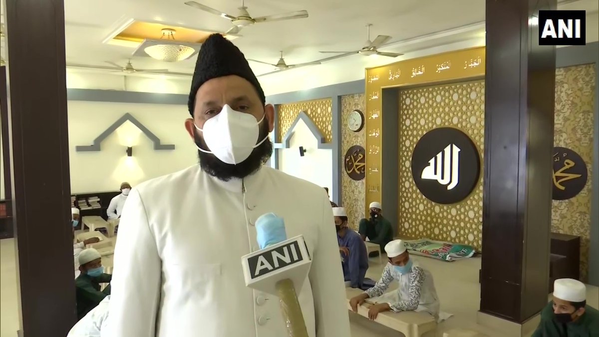 Madarsas re-open after 7 months in Uttar Pradesh. Visuals from Darul Uloom Nizamiya Firangi Mahal, Lucknow

"It is a good thing that schools &amp; colleges &amp; madarsas are open again. We're following all the sanitisation &amp; distancing protocols," says a cleric