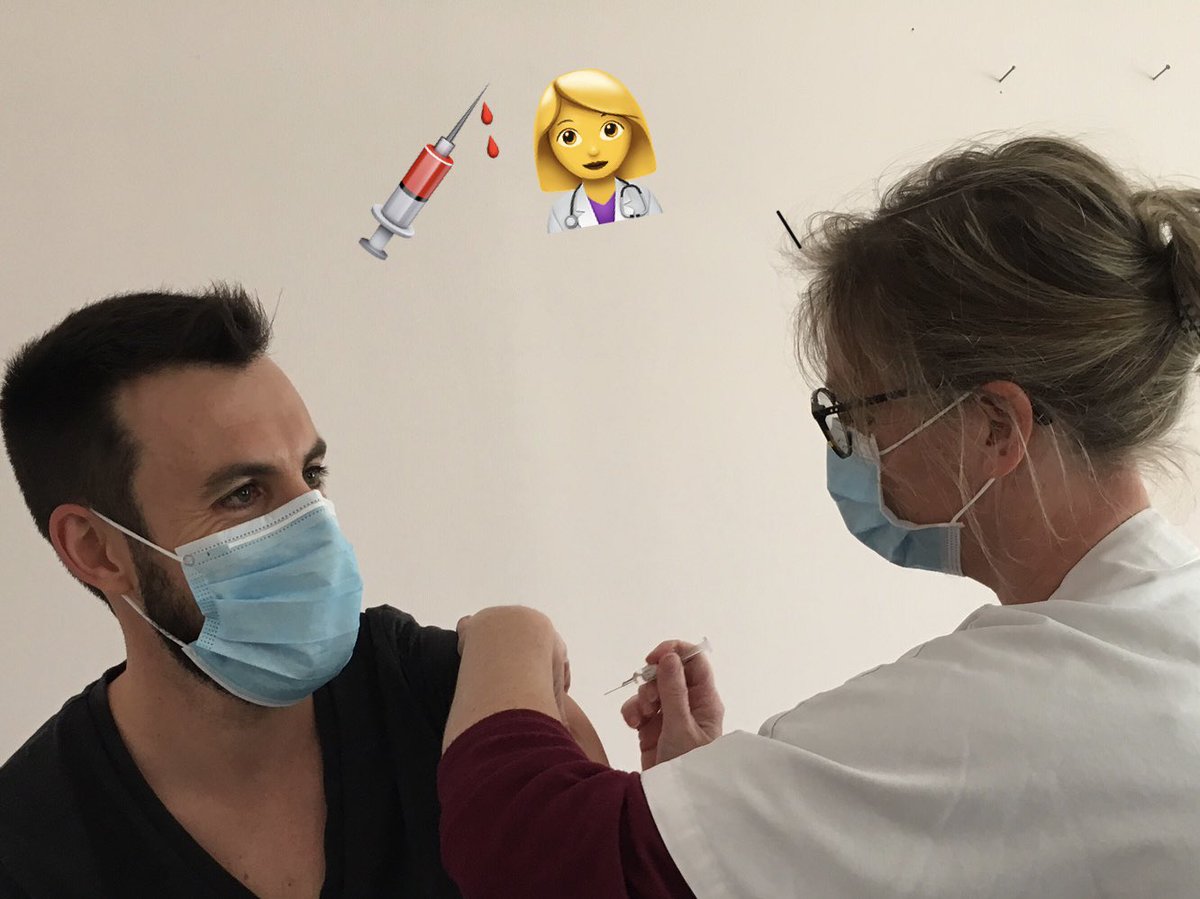 LudovicVoilmy's tweet photo. Lancement de la campagne de vaccination au @CHBuechDurance 

Merci aux cadres soignants et équipe de direction pour leur mobilisation civique et solidaire🙏🏼

« Chacun est responsable de tous, chacun est seul responsable, chacun est seul responsable de tous » 
A. de Saint-Exupery https://t.co/kqu6OnFTIC