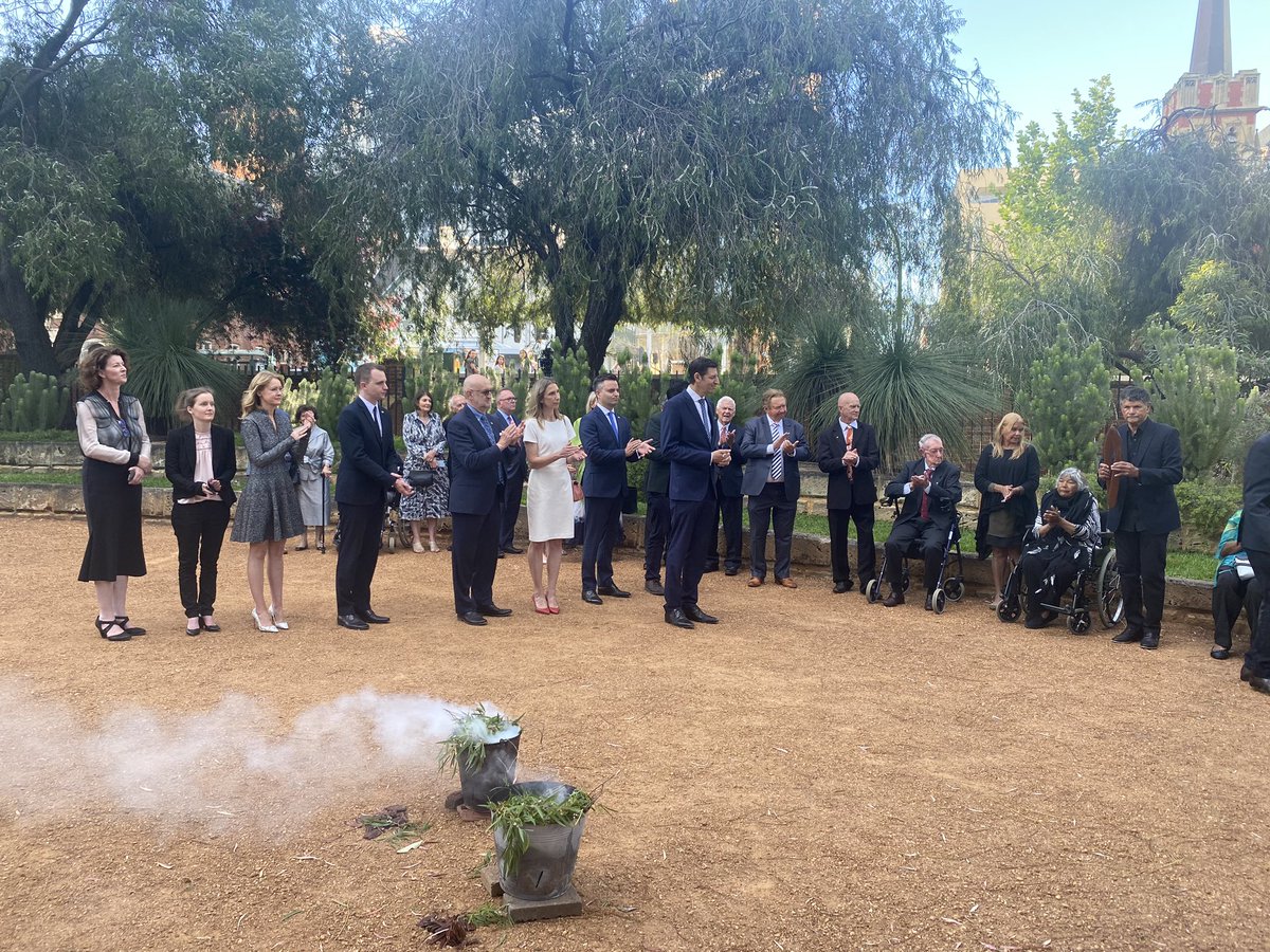 Incoming Lord Mayor Basil Zempilas and the newly elected City of Perth council have been “cleansed” in a traditional smoking ceremony outside Government house before being officially sworn into office this evening.
#perthnews https://t.co/9NU4vrkx3N