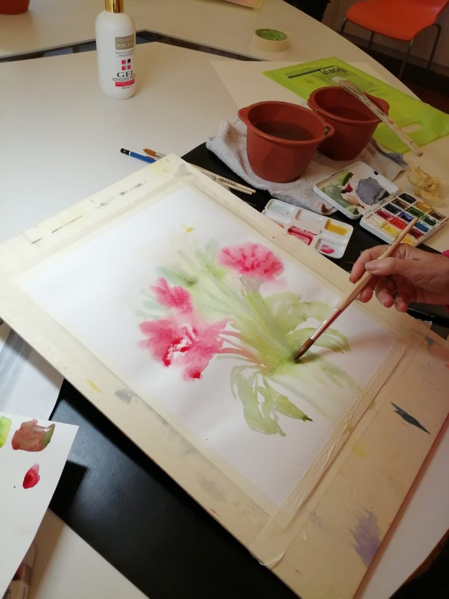 IstitutoB's tweet photo. Dal nostro laboratorio di acquerello di ieri organizzato in occasione di Floralia per Santo Spirito 2020 con la docenza di Natus Rodríguez Taján

Autentiche macchie di bellezza e di colore dentro le nostre aule!

Guardate... 💐 🌷 🌹 https://t.co/rBxRolySa7