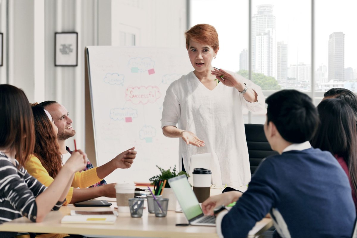 FusionGrove's tweet photo. Some aspects of the trusted #B2B #Tech #Sales Model are no longer relevant; what can you be doing to stay ahead? 🏆 FusionGrove #CEO and founder, Brian Allsopp, discusses FIVE KEY AREAS for consideration; to help your team #succeed. Learn more: https://t.co/mV9PTTpvOY. #SalesTips https://t.co/cLf9ImCixs