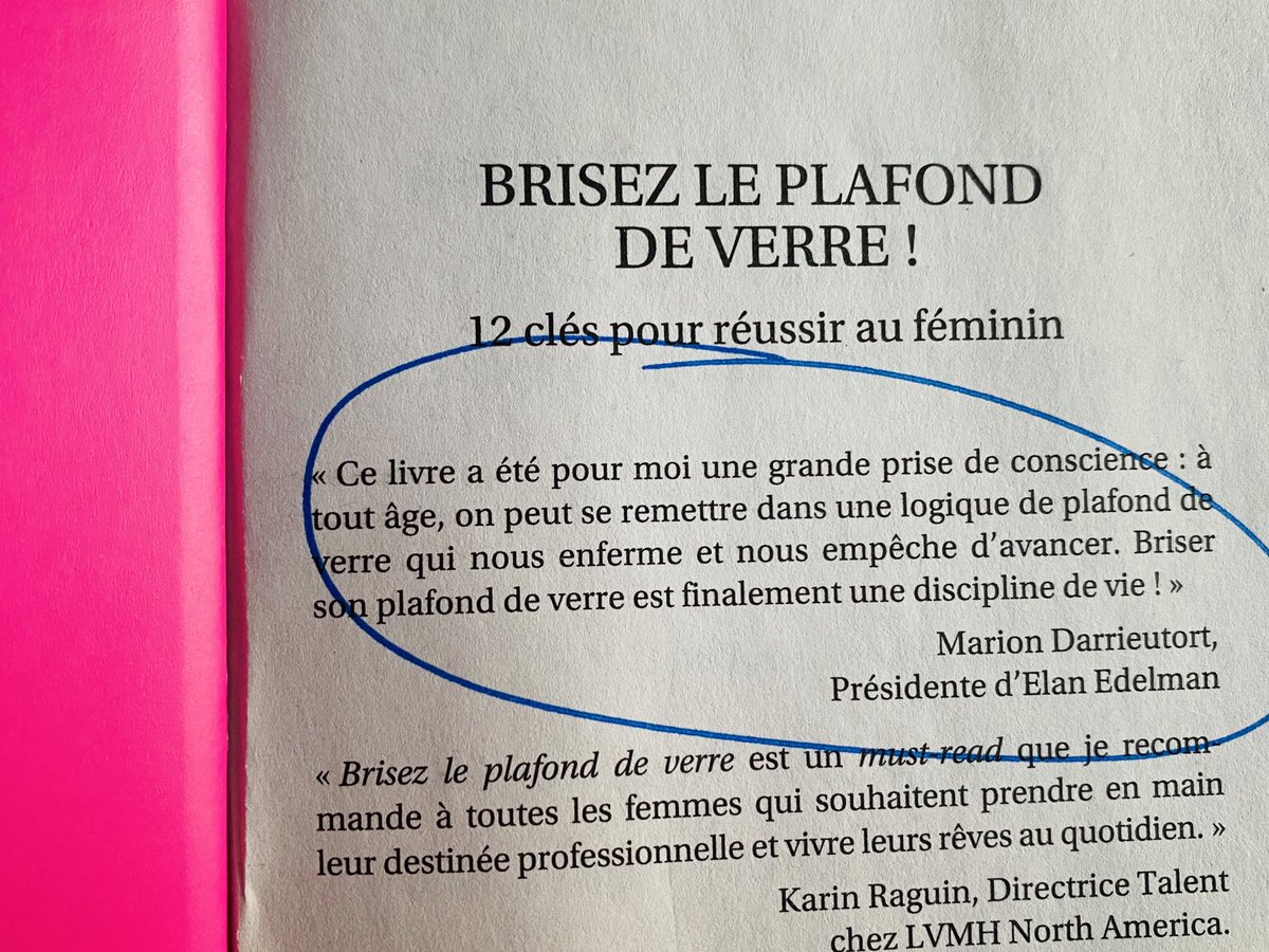 Must read ⬇️ Le livre de ⁦@FlorenceSandis⁩ est sorti en poche. Heureuse d’y partager le fait que je pense que le plafond de verre n’a pas d’âge et que surtout, on peut briser le nôtre à n’importe quel âge et même plusieurs fois dans sa vie ! #womenempowerment