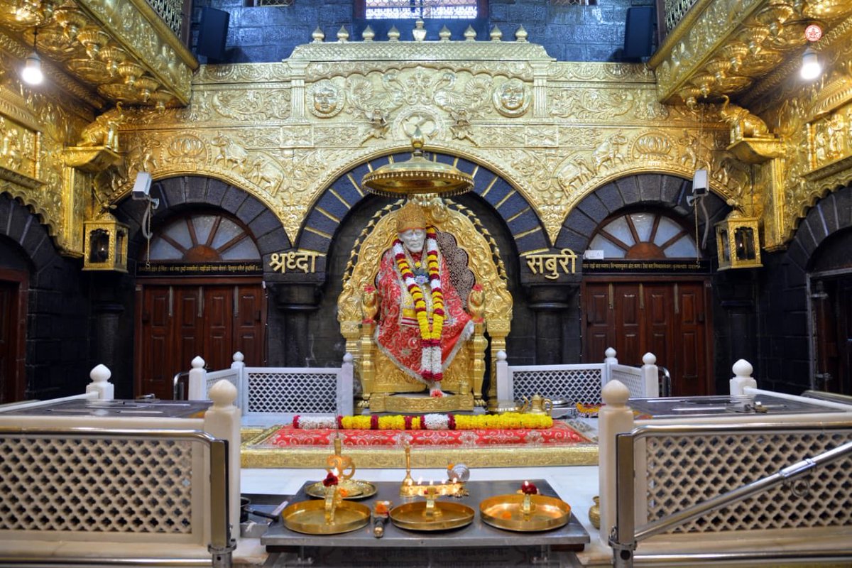 Saibaba will go for Bhiksha (begging is not proper word for Bhiksha, as Bhiksha involves an element of devotion. we can call it devotional begging) to five houses in Shirdi everyday and that used to be consumed by Himself & devotees.That was his Anandan “Sai Way” ॐ साईराम 🙏🙏🙏