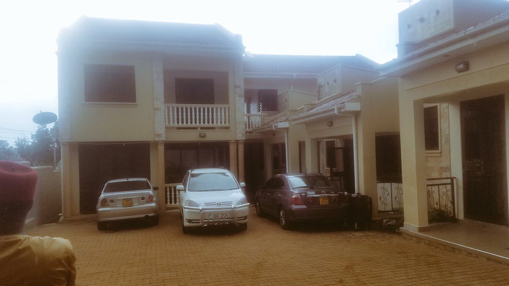 Apartments on sale. 550m on 20 decimals at Namugongo. Contact 0759733736