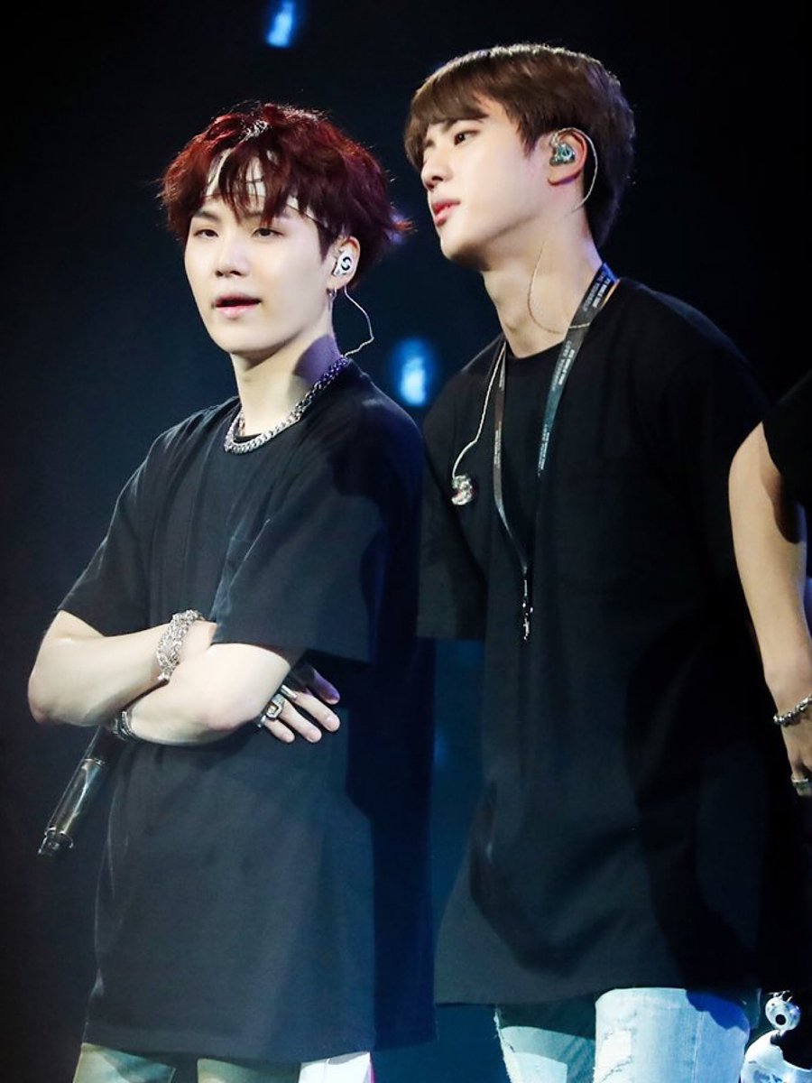 Yoonjin’s height difference - a devastating thread