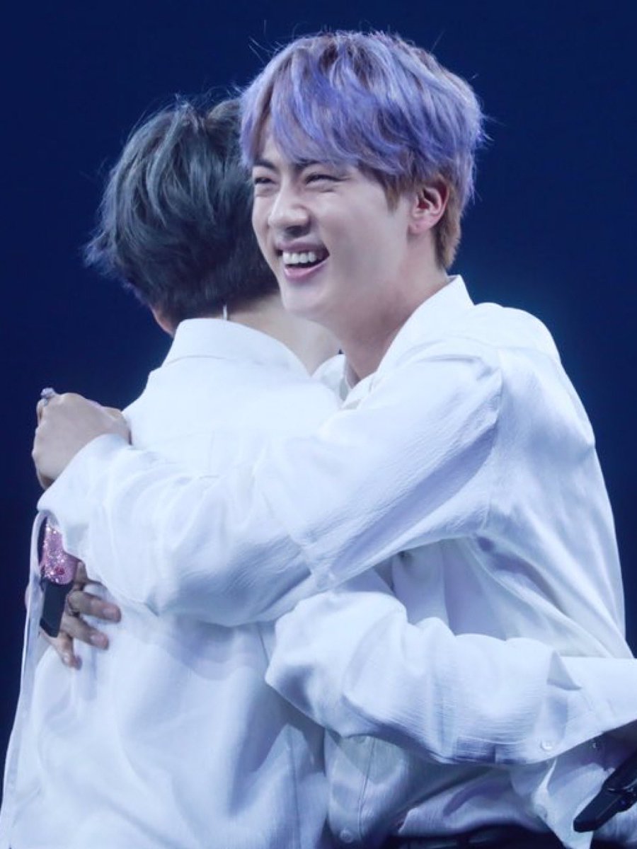 Yoonjin’s height difference - a devastating thread