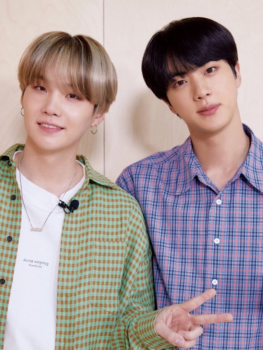 Yoonjin’s height difference - a devastating thread