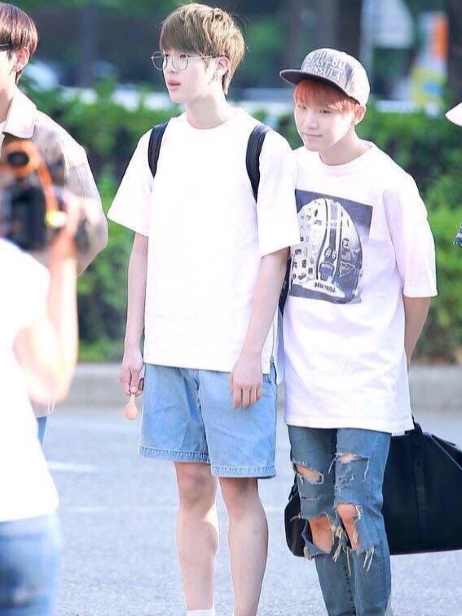 Yoonjin’s height difference - a devastating thread