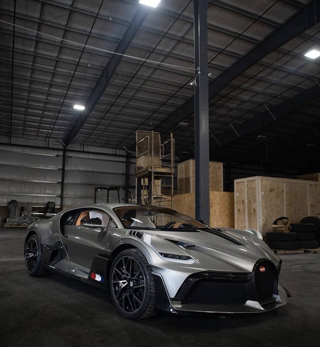 #Bugatti π€¦πΏββοΈπ€ https://t.co/VfevlTVrk9
