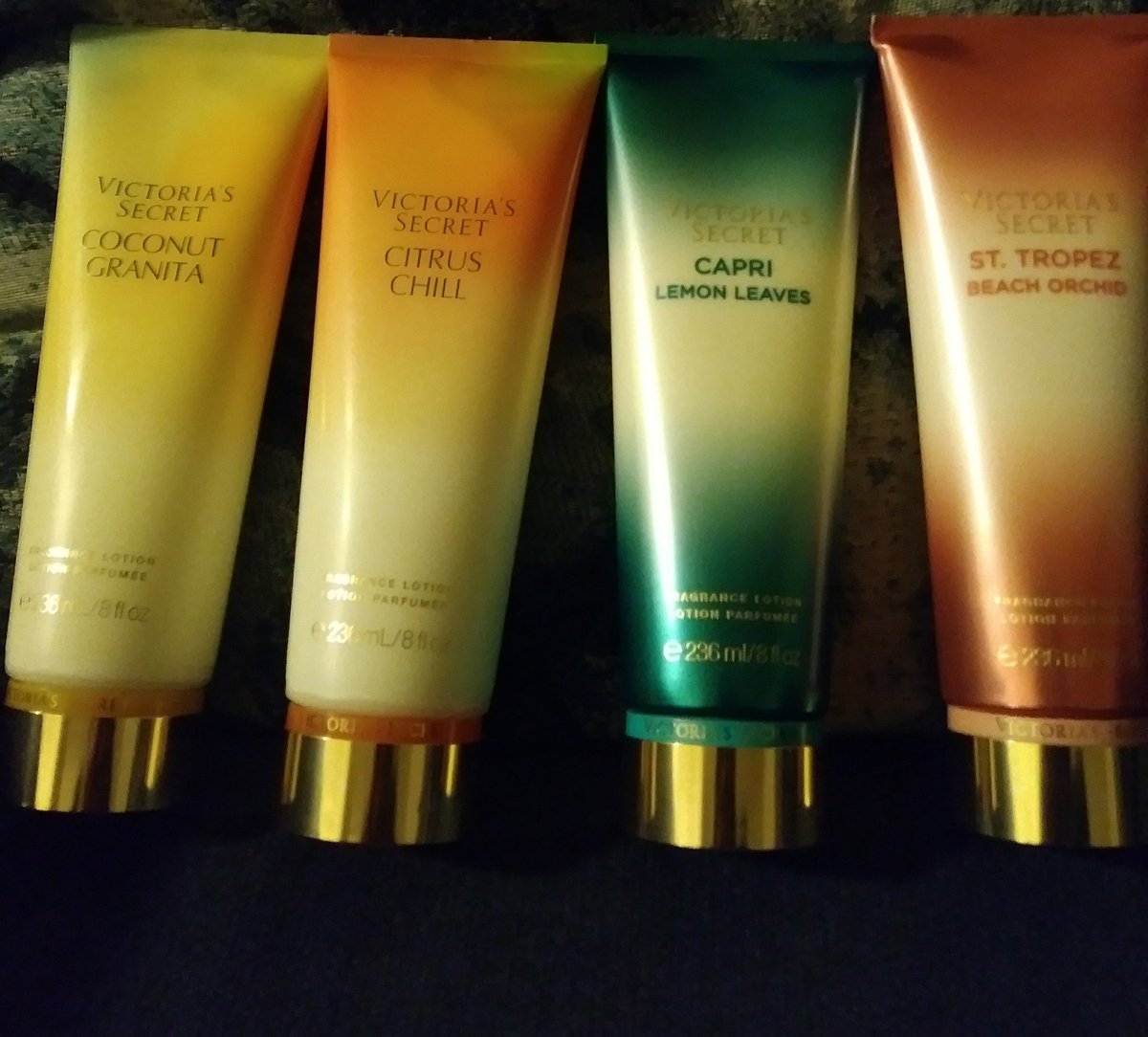 KathrynsScGifts's tweet photo. "The Victoria's Secret Run" 

Planning a #victoriassecret run tomorrow for my mom. Gotta get some bottles of #fragrancemists for my mom. #offlineselling is going good so far. I'm sticking with it. https://t.co/Oe0lKbZ2E9