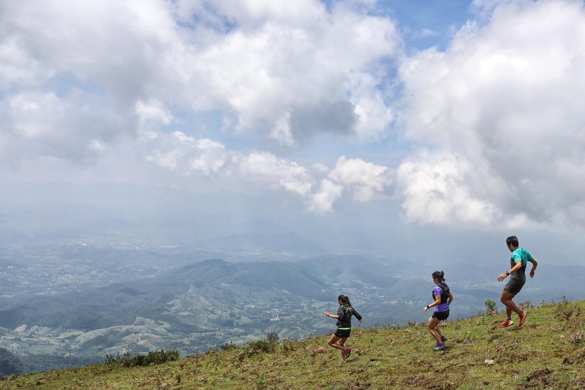 Nic_Moore86's tweet photo. It's been a tough year for the #EventsIndustry around the world, so it feels so good to have two #UTMB International events around the corner 🙏

@TH_byUTMB in less than 2 weeks and Panda Trail by UTMB® at the end of November 🇹🇭🇨🇳

#TrailRunning #Sport #freelancerlife https://t.co/HmSgKwdowl