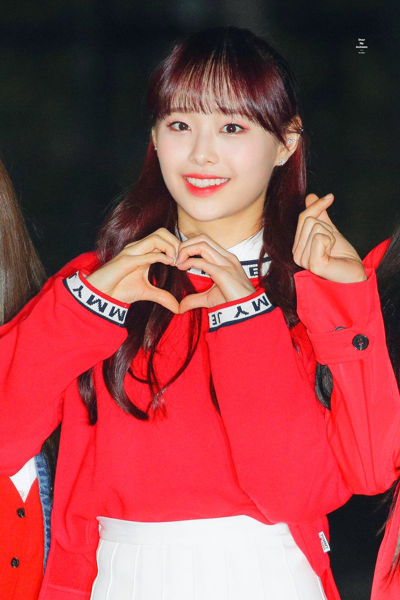 Dear_My_Chuu's tweet photo. 지우야 생일축하해💗💗

#HappyChuuDay
#이달의소녀 #LOONA #츄 #Chuu #김지우 @loonatheworld https://t.co/Se6s4ImT1L
