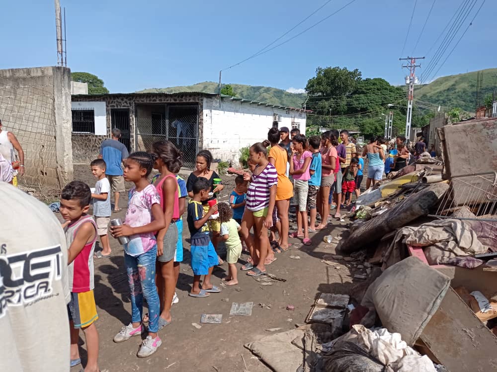 AdriRod23008403's tweet image. Juntos llegamos a más!  @vienedearriba