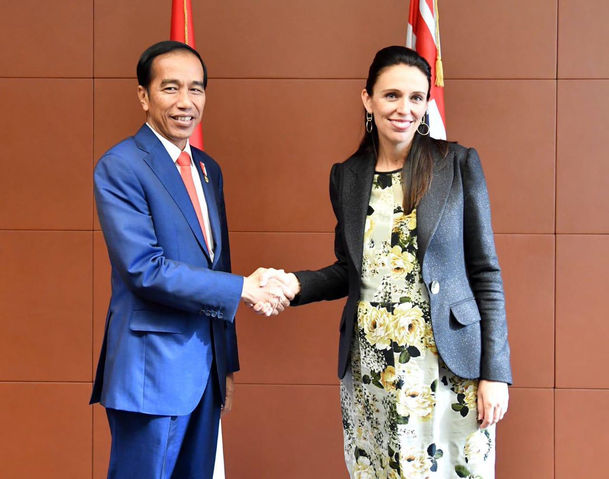 Warmest congratulations to Prime Minister Jacinda Ardern @jacindaardern of New Zealand for your victorious re-election.

Looking forward to working closer with you in further strengthening friendship and cooperation between our two great nations.